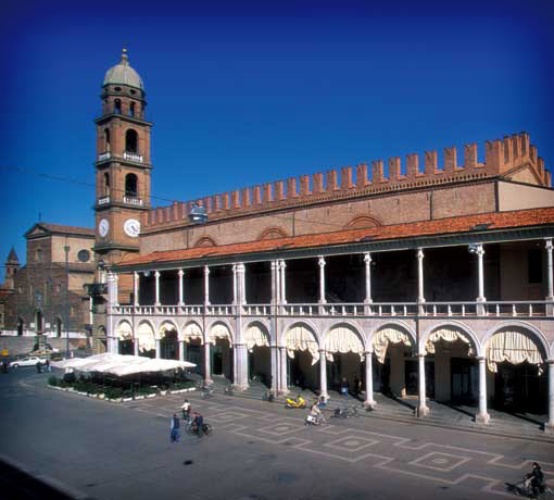 Faenza: non solo ceramica Faenza: non solo ceramica